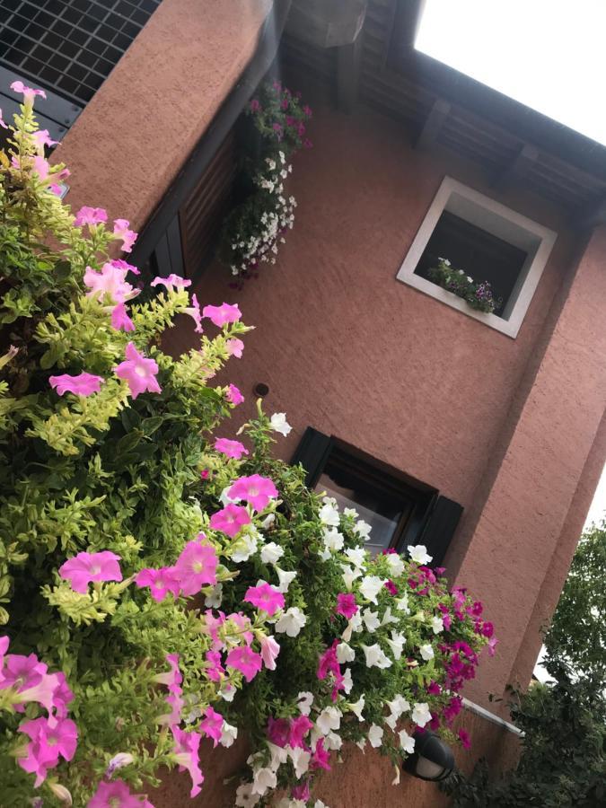 Casa Del Balcone Fiorito Apartment Cormons Luaran gambar