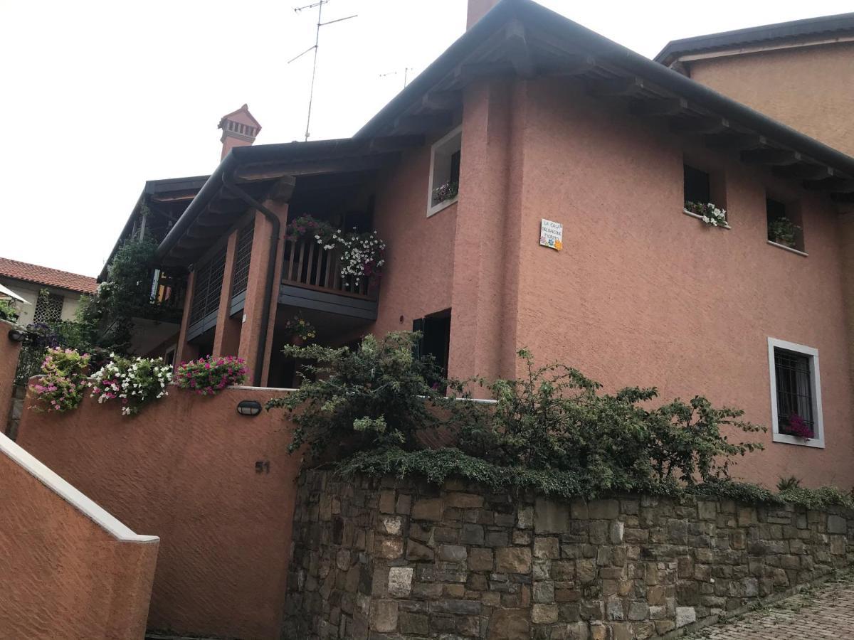 Casa Del Balcone Fiorito Apartment Cormons Luaran gambar